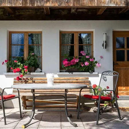 Chalet Spycher Апартаменты Хаслиберг